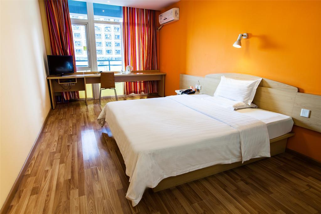 7Days Inn Qingdao Haiyunan Xinglong Road الغرفة الصورة